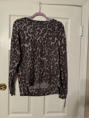 bp. Grey Leopard Print Knit Top